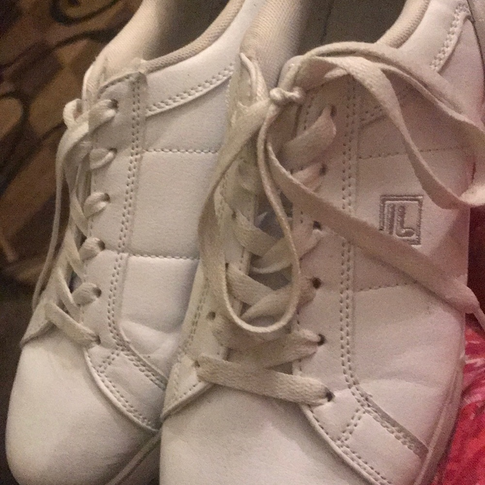 Fila shoes size: 9 women’s